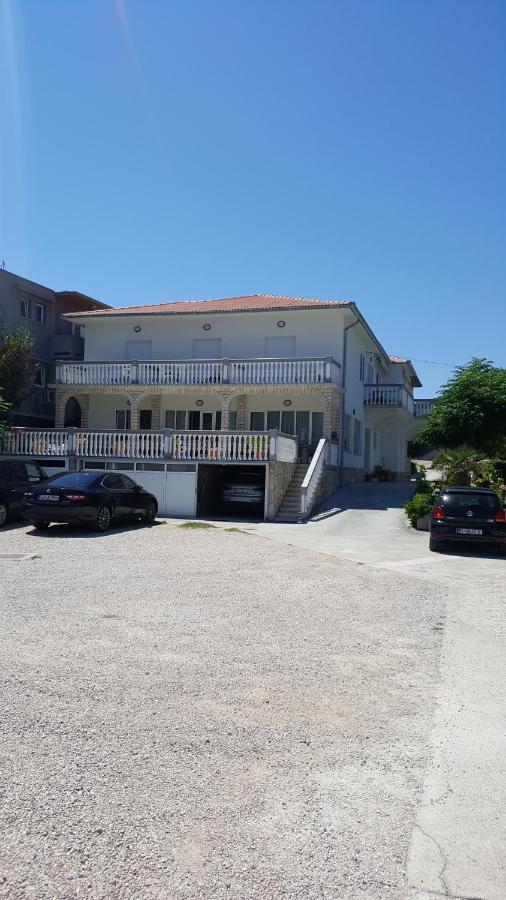 Anka Bunic Bed & Breakfast Rab Town Bagian luar foto
