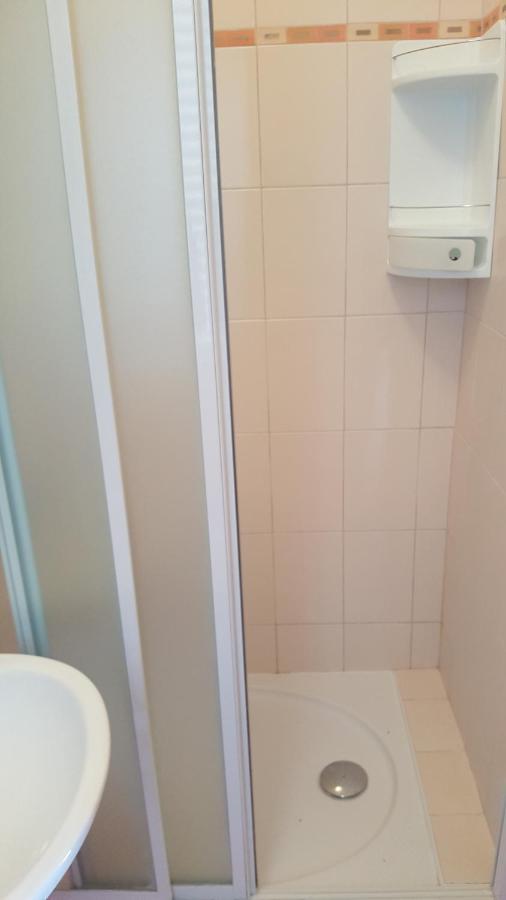 Anka Bunic Bed & Breakfast Rab Town Bagian luar foto