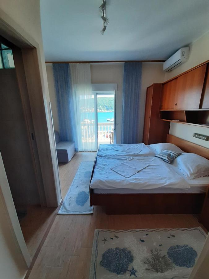 Anka Bunic Bed & Breakfast Rab Town Bagian luar foto